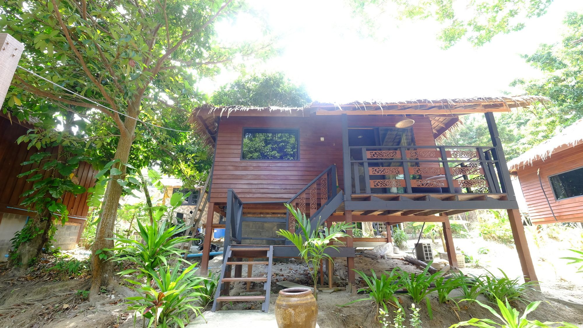 ホテル The Hut リペ島 エクステリア 写真